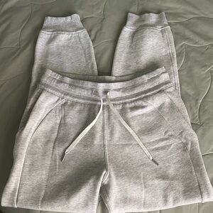 Lululemon Scuba High Rise Jogger Regular Light Heather Grey